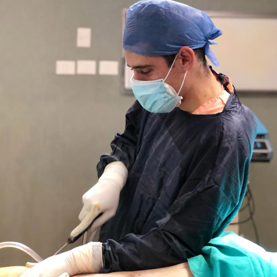 Dr. Rodrigo Juarez Calvi | Cirujano Plástico